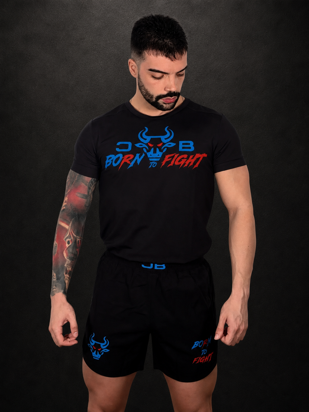 "Born to fight" T-shirt