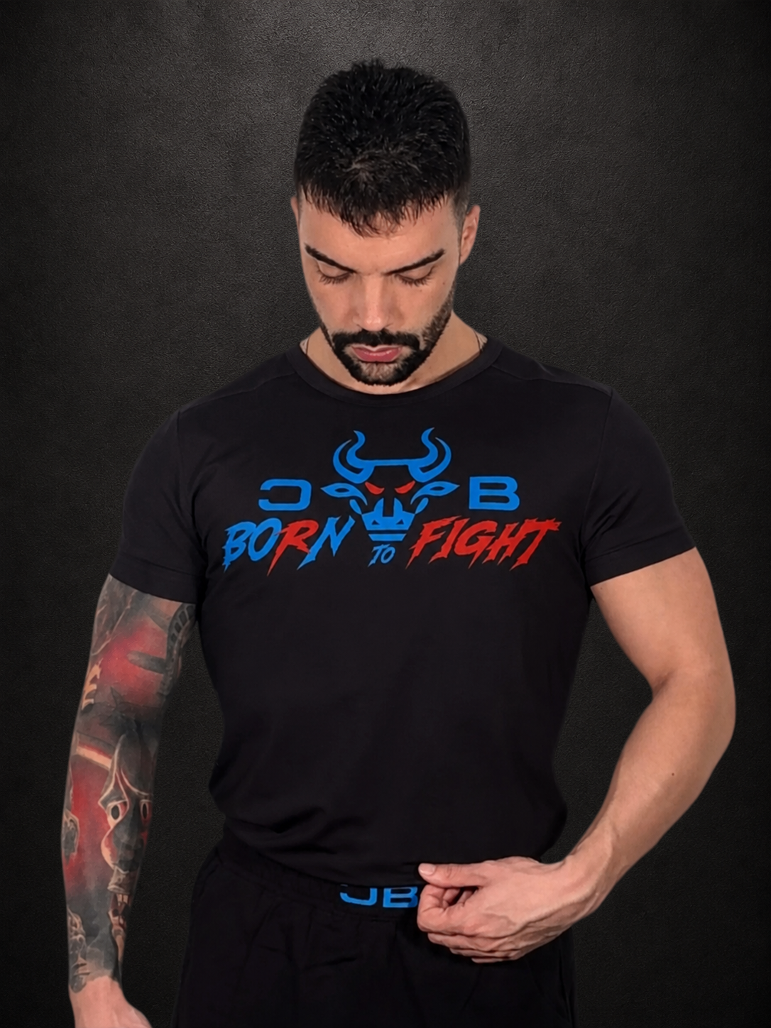 "Born to fight" T-shirt
