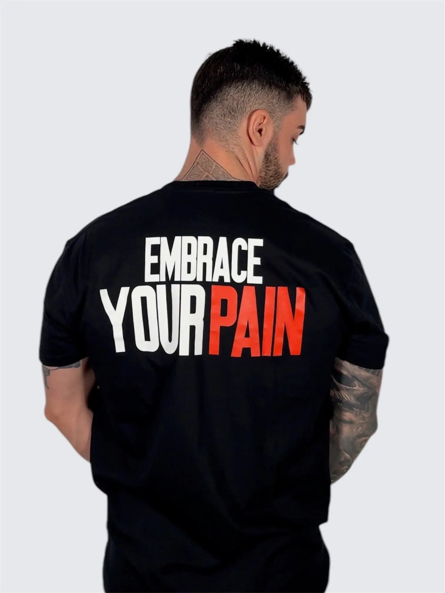 Camiseta "Embrace Your Pain" Crazy & Brave